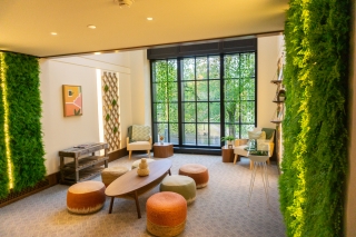 Photo of the Green Room in The Good Life Center