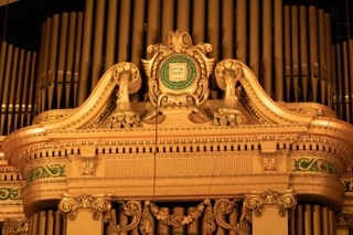 Details from Woolsey Hall.